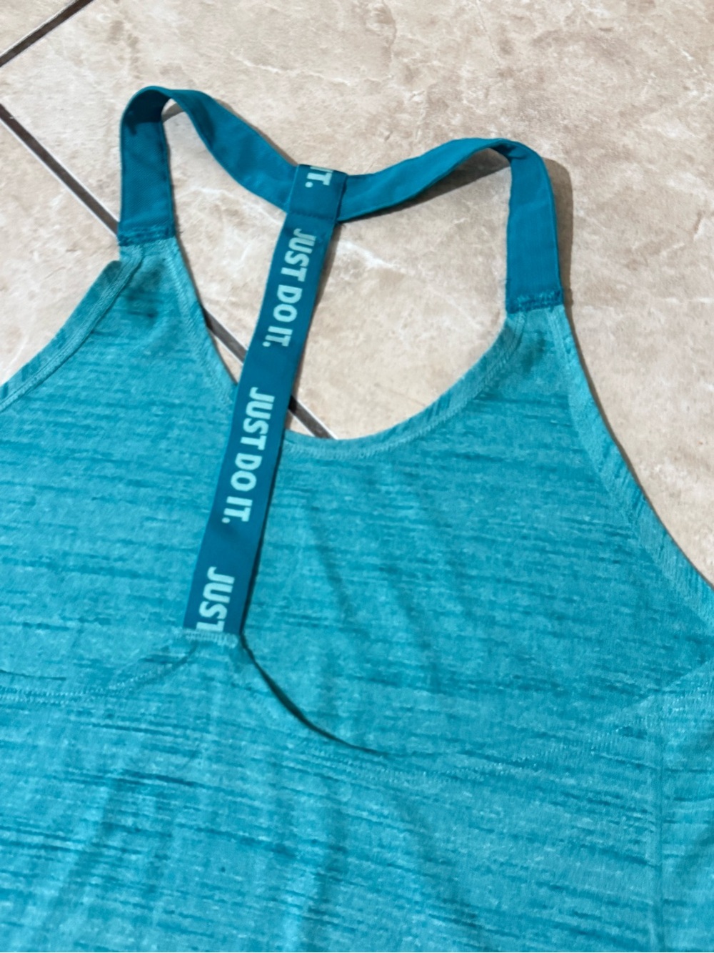 Nike Tank - Picture 5 of 6